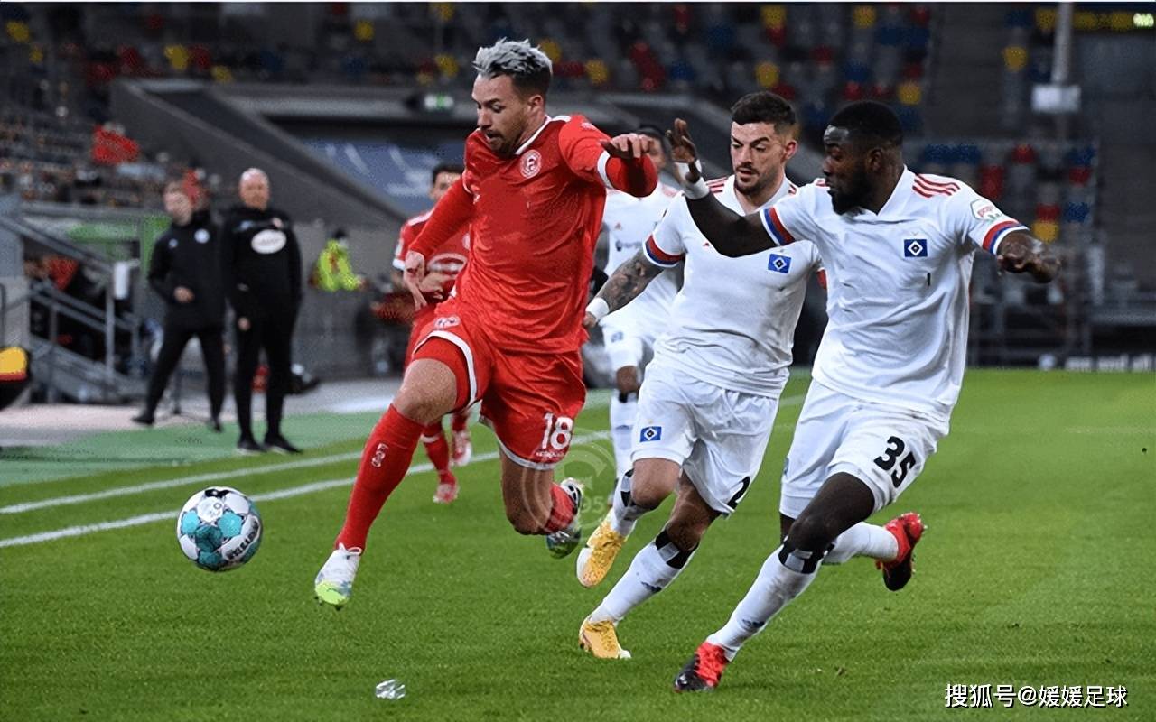 包含柏林赫塔本赛季表现逊色，连战连败面临淘汰的词条