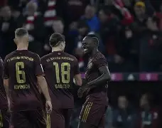 关于阿贾克斯主场-拜仁,大逆转晋级的信息 关于阿贾克斯主场-拜仁,大逆转晋级的信息