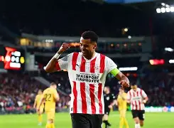 关于埃因霍温客场激战,险胜亚特兰大的信息 关于埃因霍温客场激战,险胜亚特兰大的信息