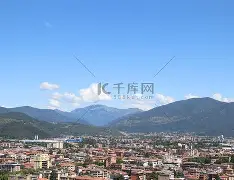 布雷西亚终结连败，保级形势渐有好转(亚伦布什内尔视频完整)